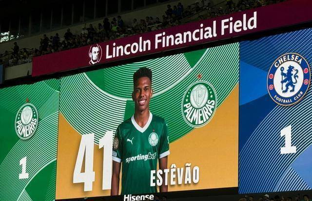 od体育入口-关于帕尔梅拉斯球迷现场助威,激发球队夺冠斗志的信息