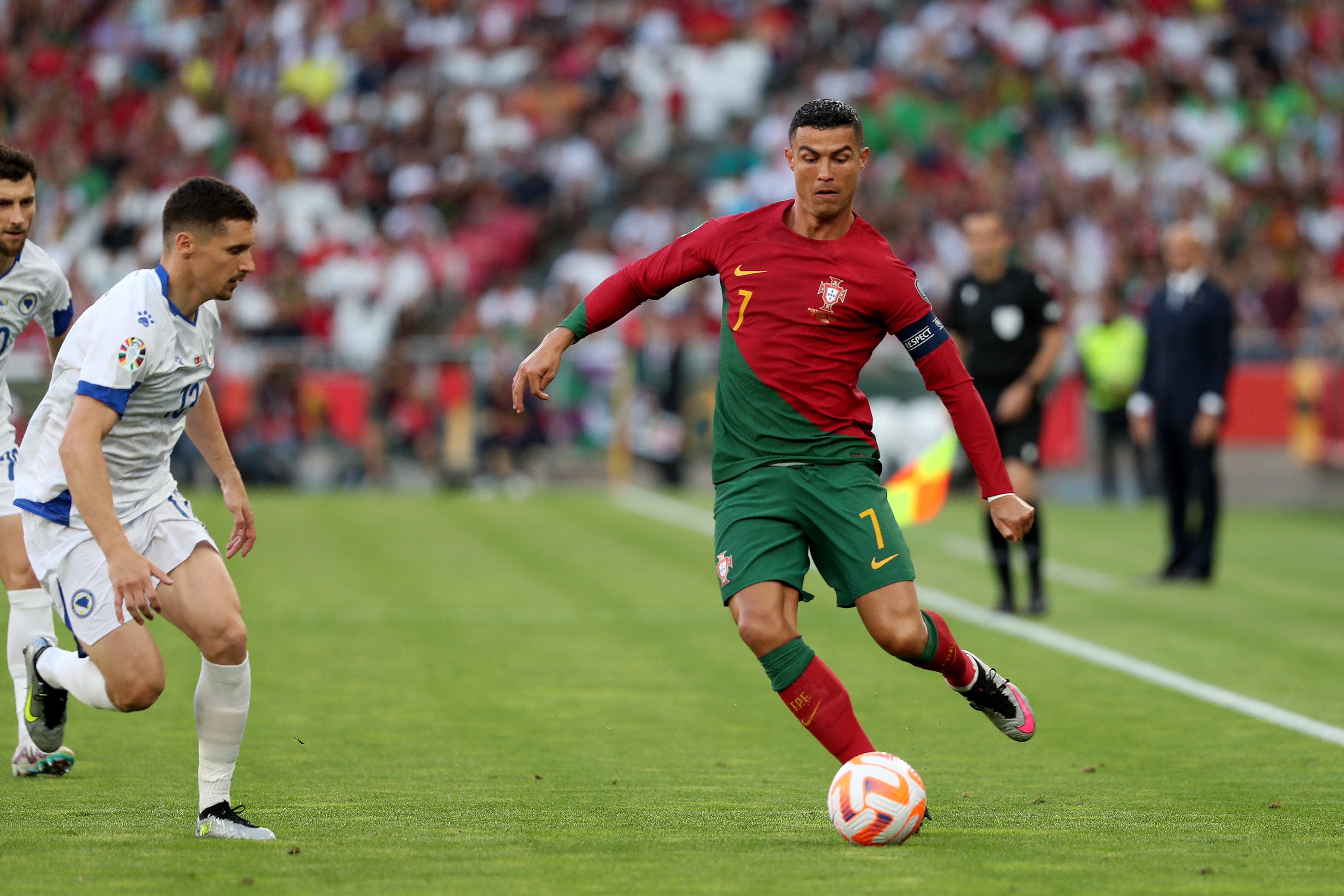 od体育app下载-包含波黑队团结一心,备战欧预赛比赛的词条