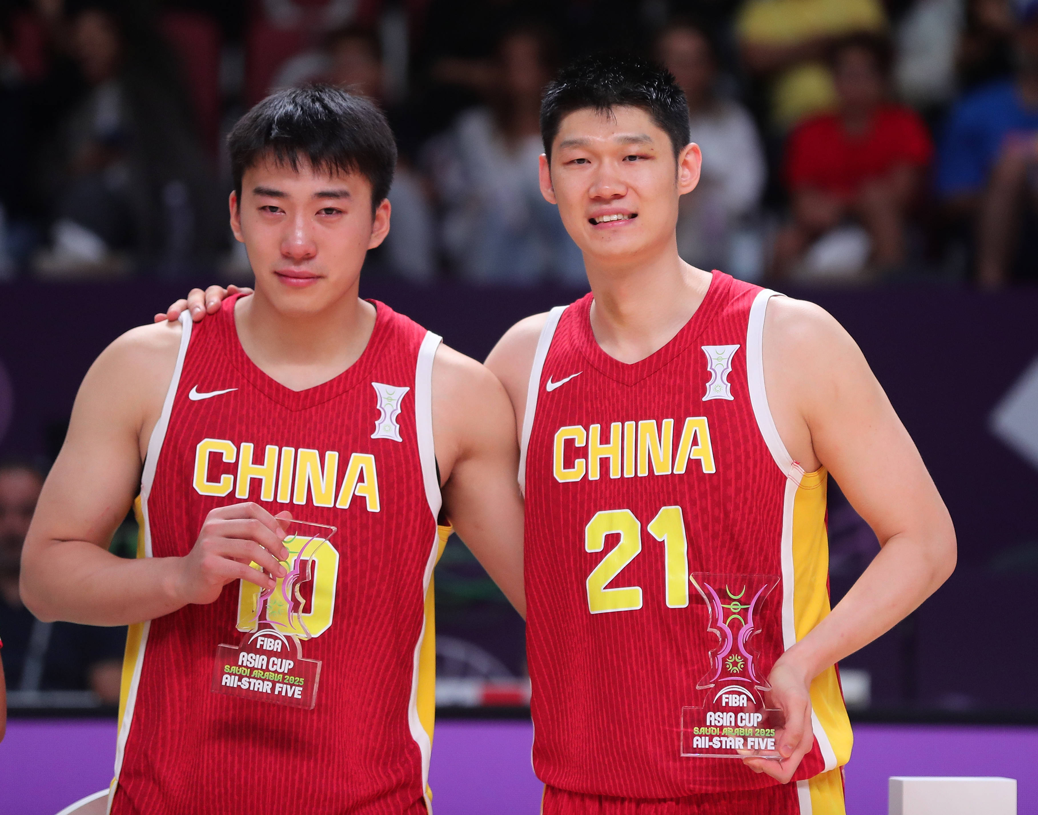 od体育app下载地址-关于亚洲杯篮球赛场上精彩连连,观众情绪高涨的信息